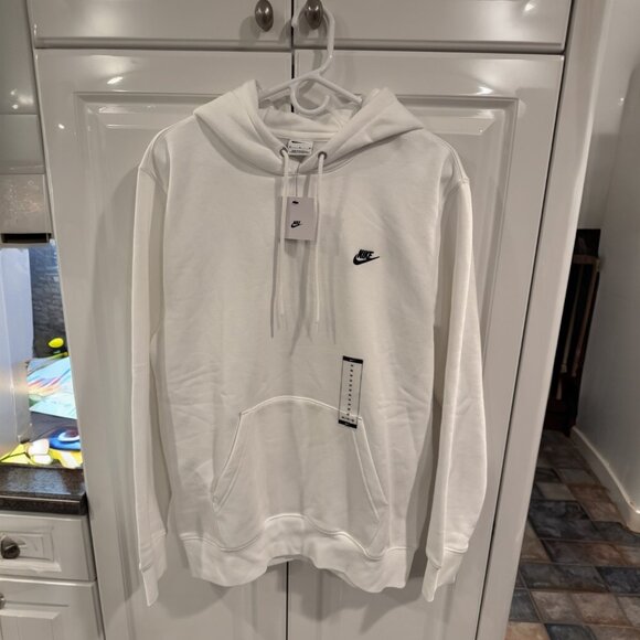 Nike Club Men's White Pullover Hoodie, NWT, Multiple Sizes - Picture 2 of 5